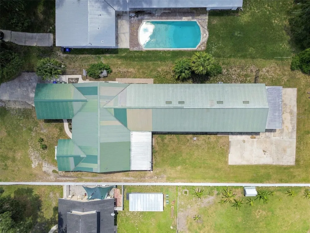 2219 NEW JERSEY RD Lakeland, FL 33803
