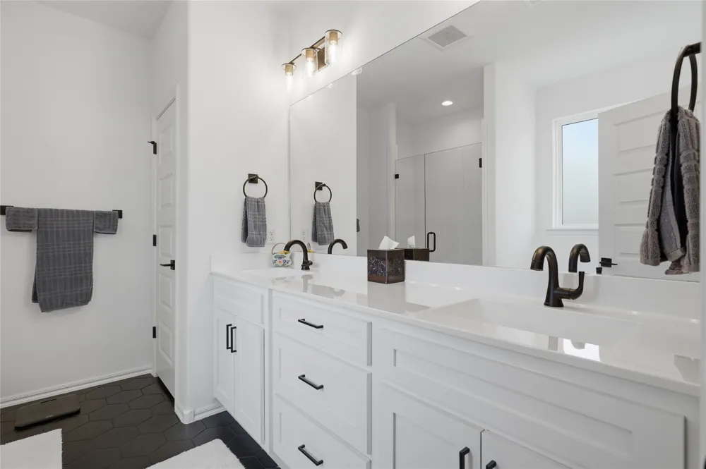6186 S 319th EastAvenue Broken Arrow, OK 74014