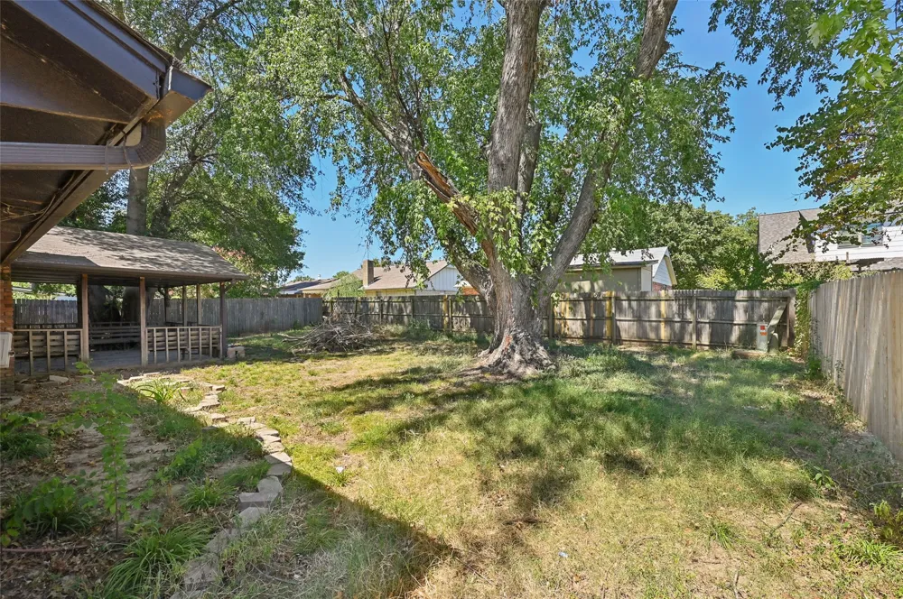 1928 W Nashville Street Broken Arrow, OK 74012