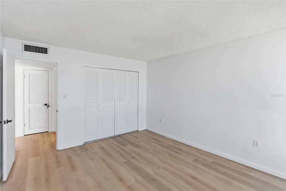 4485 GULF OF MEXICO DRIVE #402 Longboat Key, FL 34228