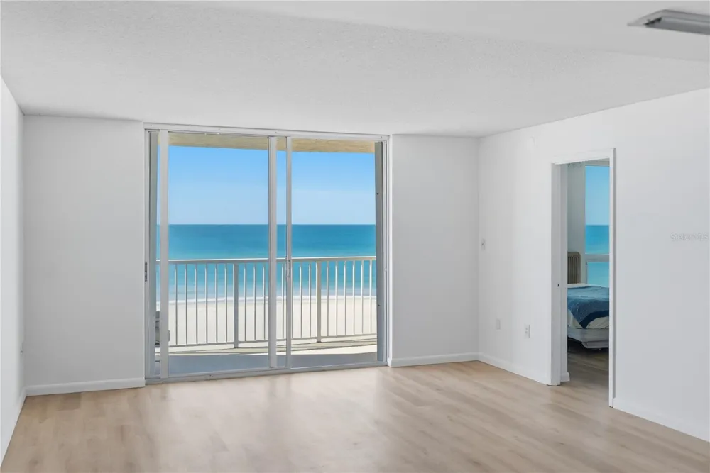 4485 GULF OF MEXICO DRIVE #402 Longboat Key, FL 34228