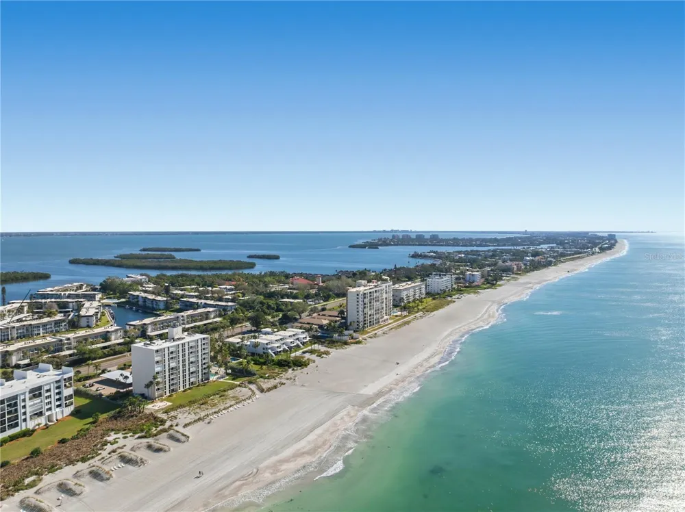 4485 GULF OF MEXICO DRIVE #402 Longboat Key, FL 34228