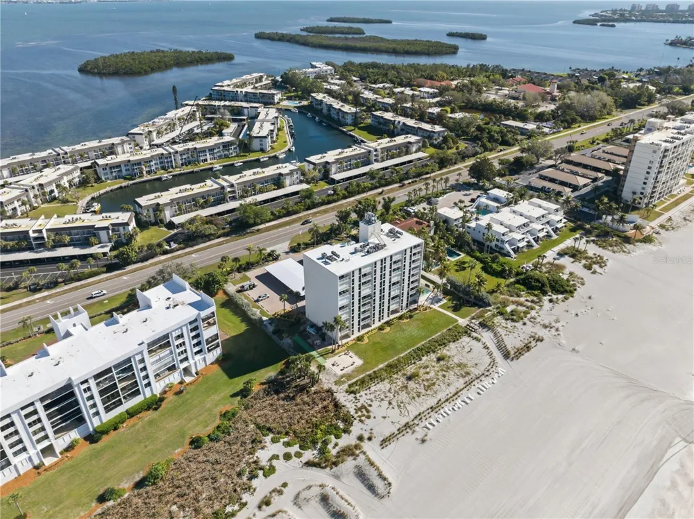 4485 GULF OF MEXICO DRIVE #402 Longboat Key, FL 34228