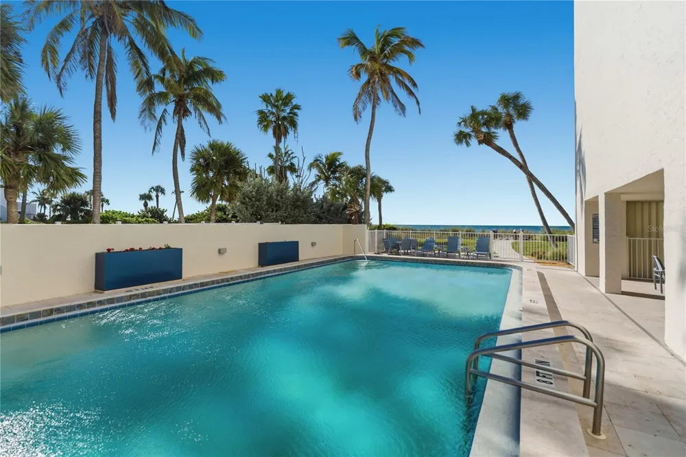 4485 GULF OF MEXICO DRIVE #402 Longboat Key, FL 34228