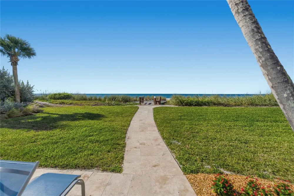 4485 GULF OF MEXICO DRIVE #402 Longboat Key, FL 34228
