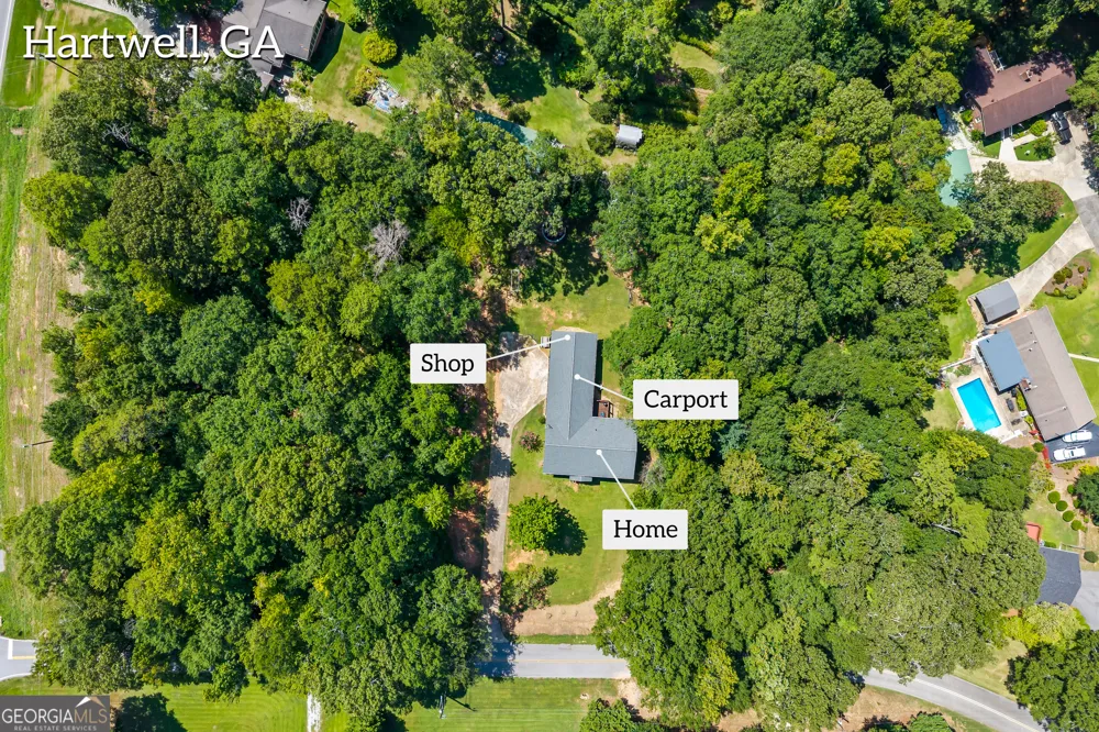 55 Emory DR Hartwell, GA 30643