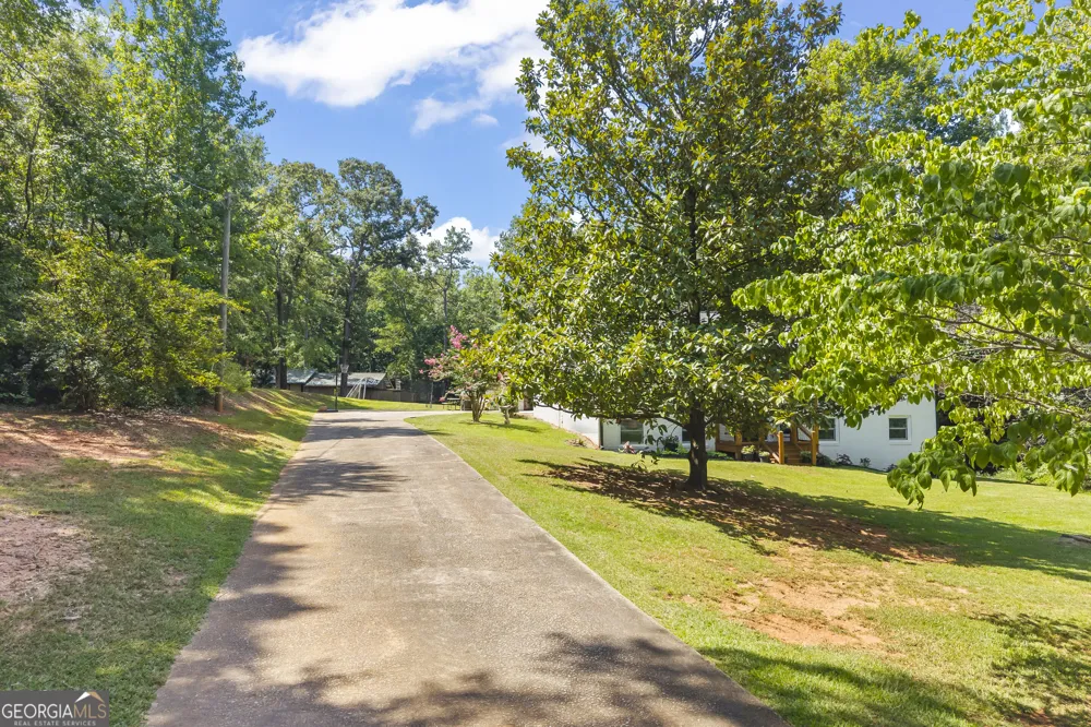 55 Emory DR Hartwell, GA 30643