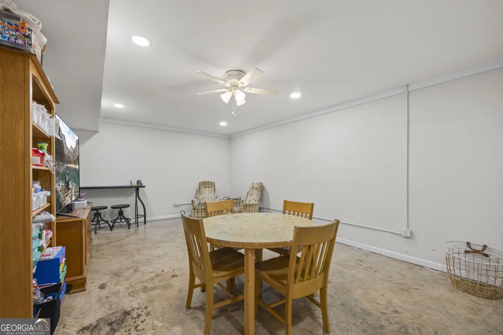 55 Emory DR Hartwell, GA 30643