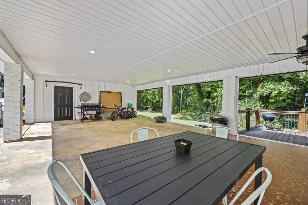 55 Emory DR Hartwell, GA 30643
