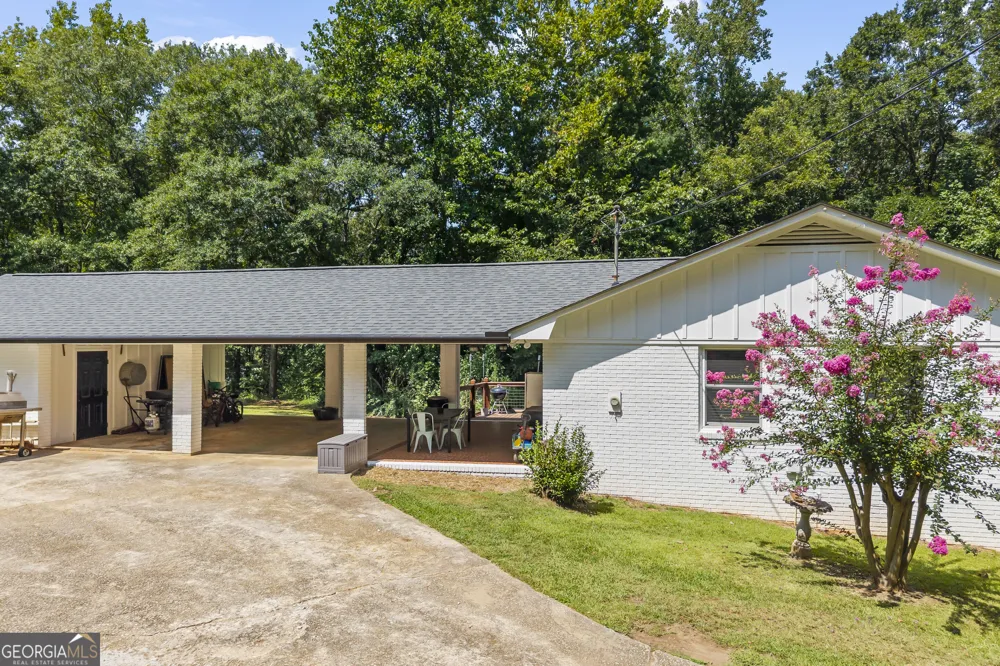 55 Emory DR Hartwell, GA 30643