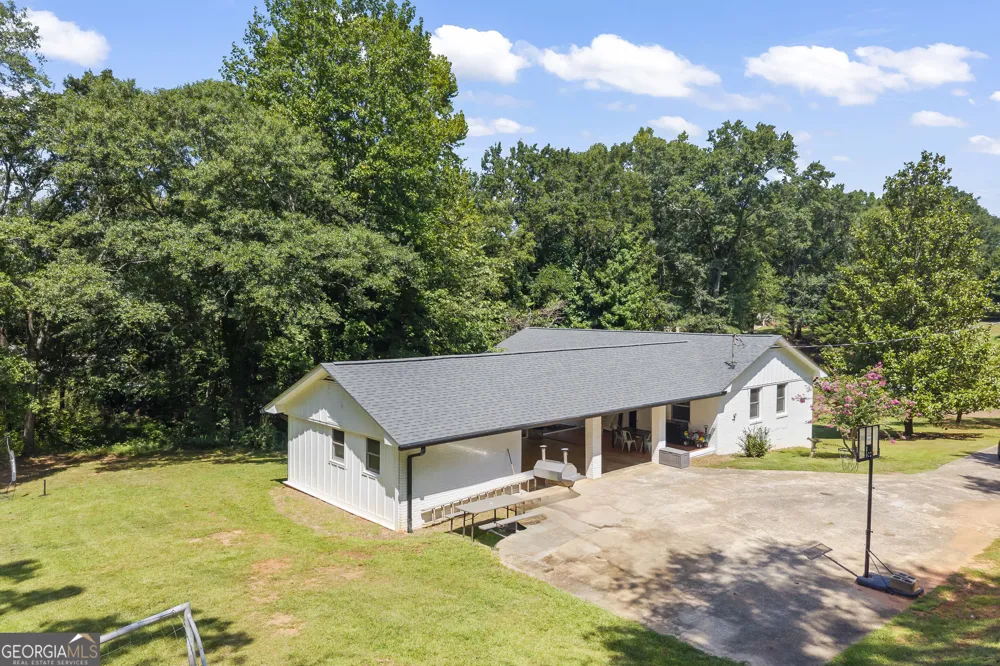 55 Emory DR Hartwell, GA 30643