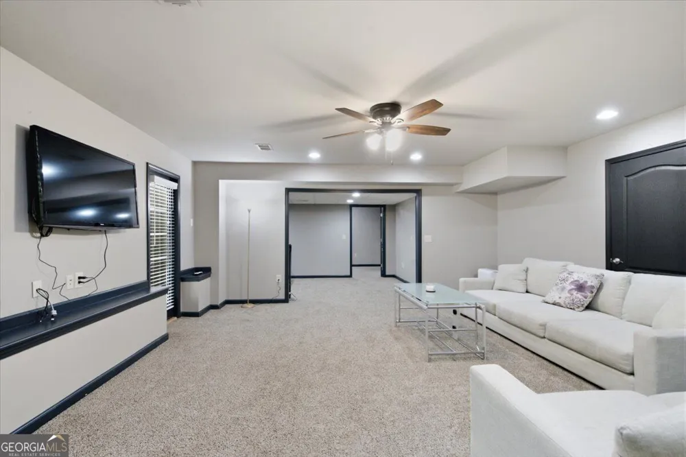 303 Vantage Drive Jefferson, GA 30549