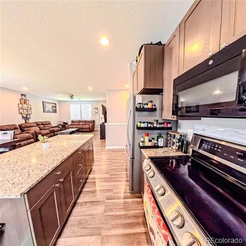 447 S 3rd Avenue Deer Trail, CO 80105
