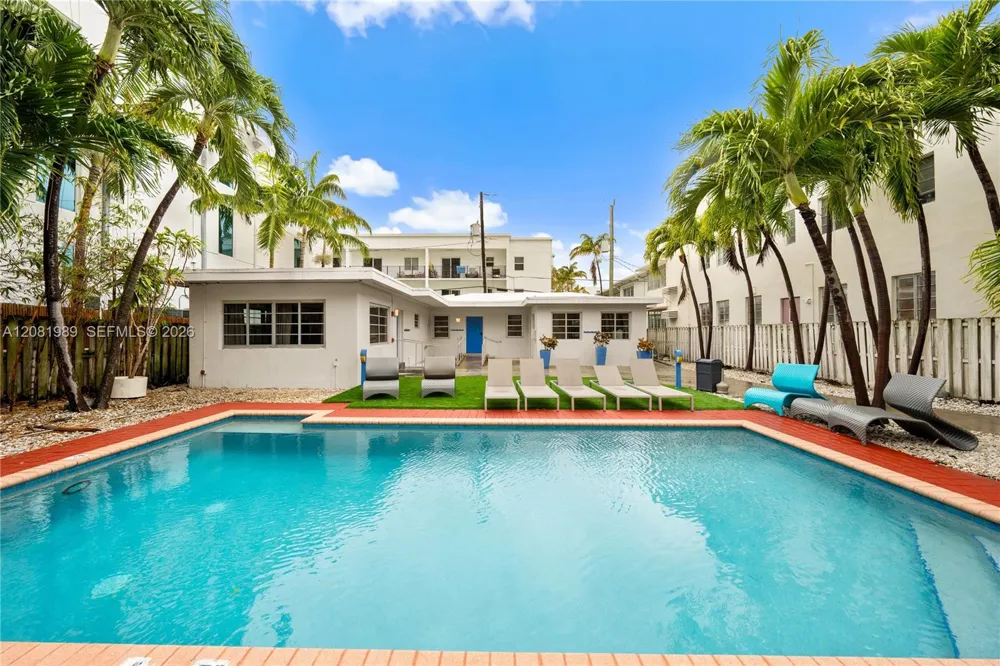 1032 Michigan Ave #D Miami Beach, FL 33139