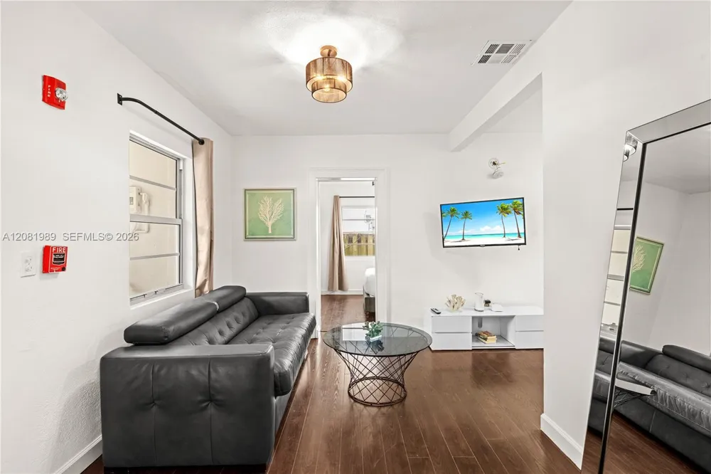 1032 Michigan Ave #D Miami Beach, FL 33139