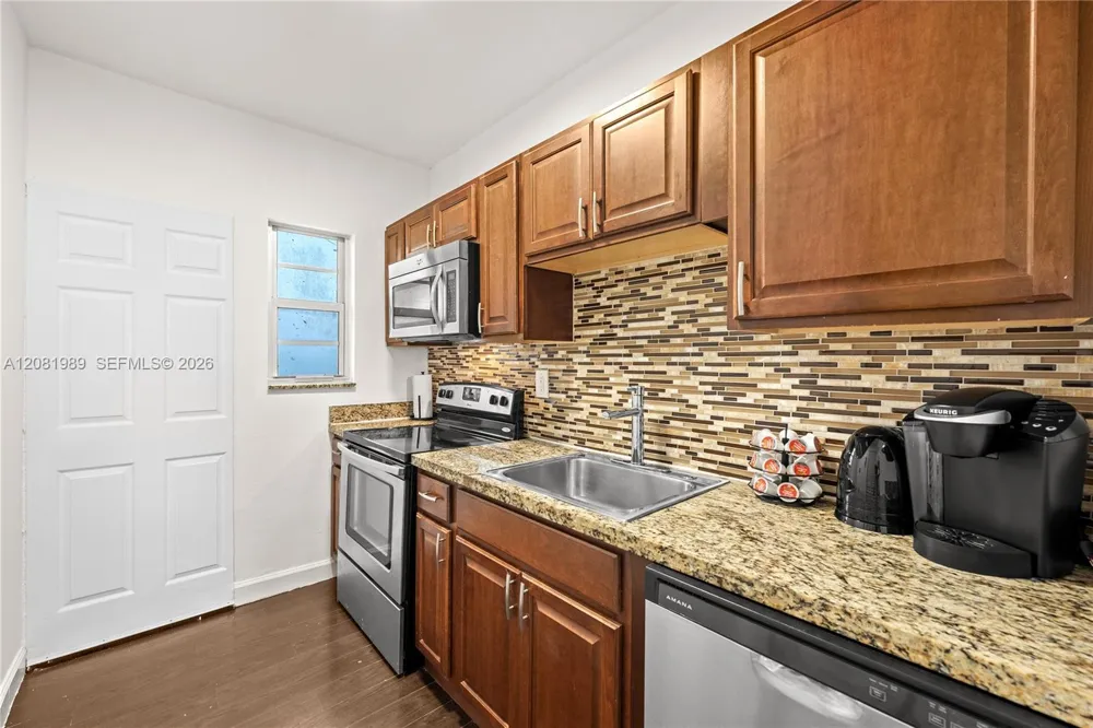 1032 Michigan Ave #D Miami Beach, FL 33139