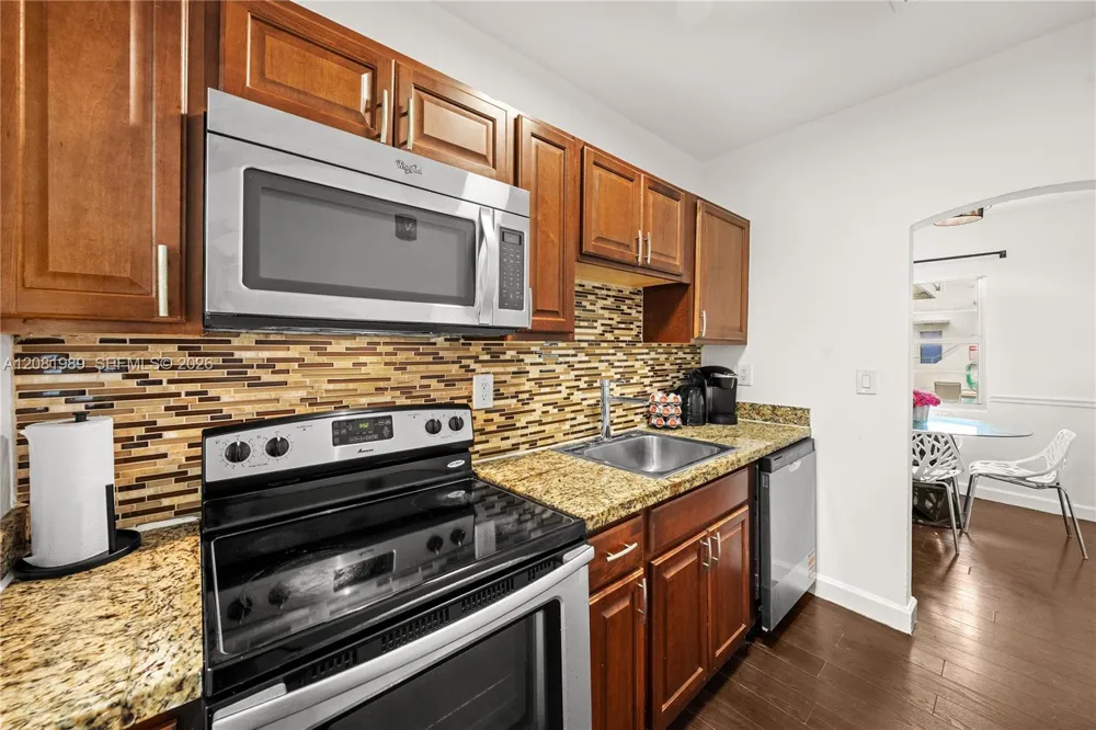 1032 Michigan Ave #D Miami Beach, FL 33139