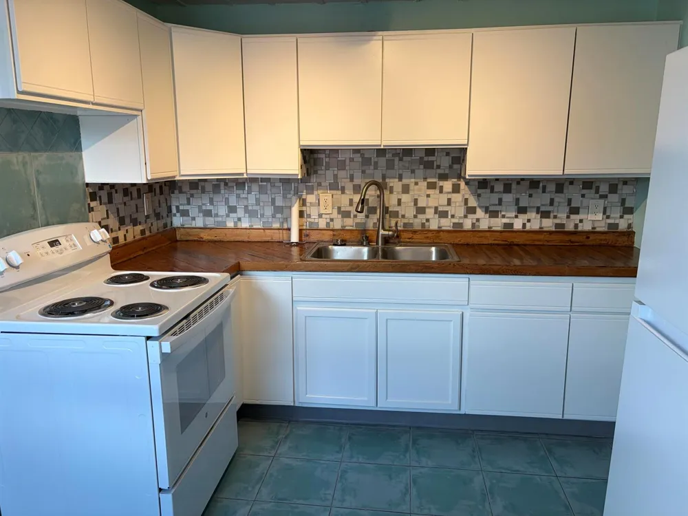 3578 OLD DIXIE Highway Delray Beach, FL 33483
