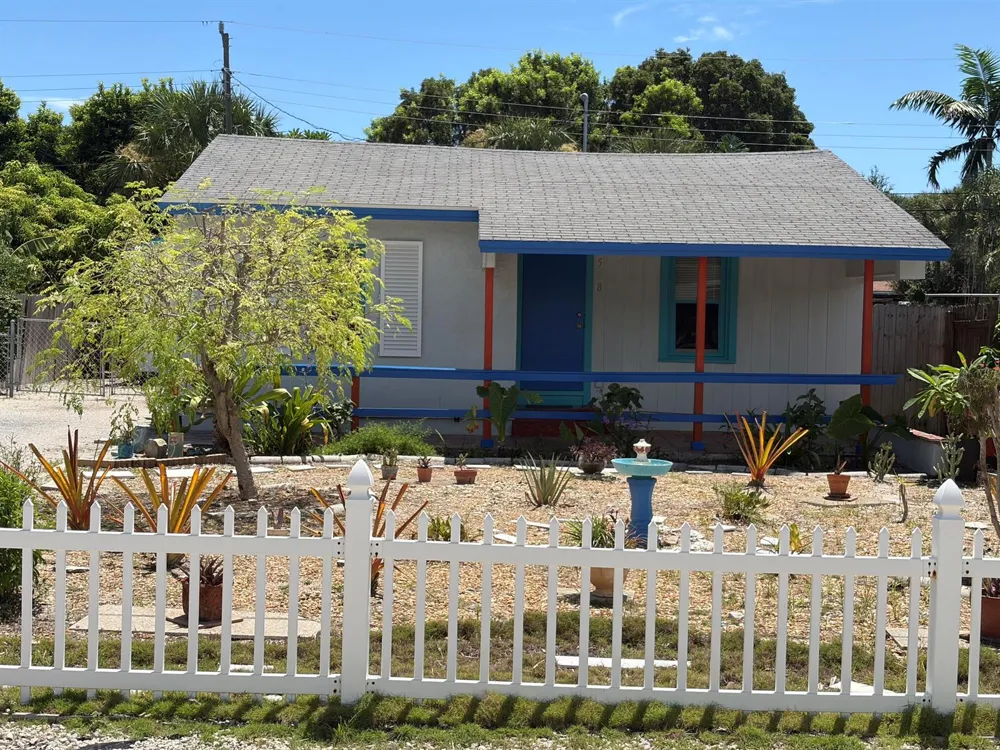 3578 OLD DIXIE Highway Delray Beach, FL 33483