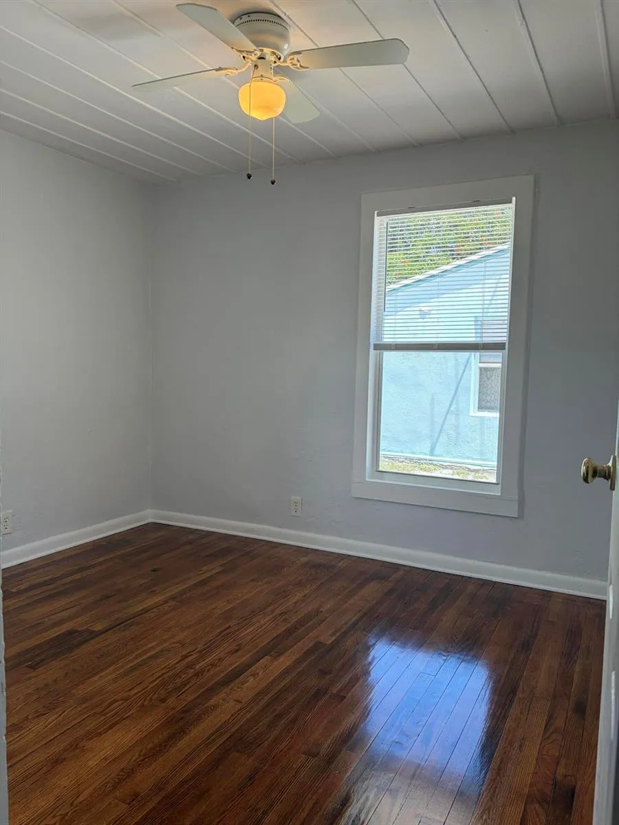 3578 OLD DIXIE Highway Delray Beach, FL 33483