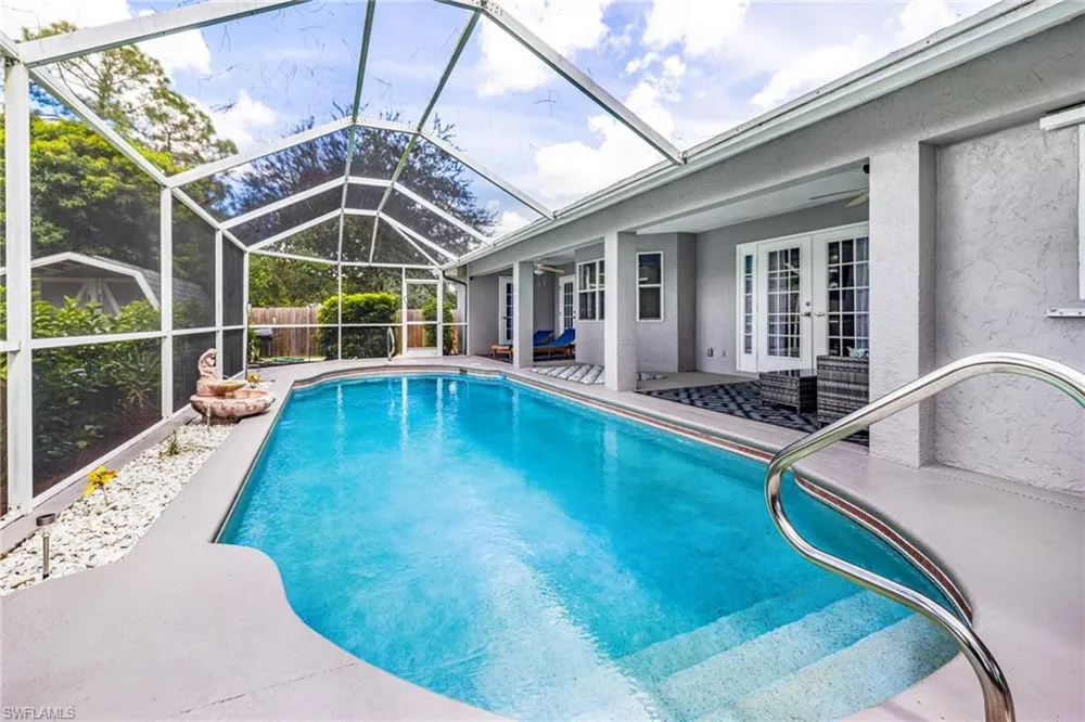 2203 NE 28th Street Cape Coral, FL 33909