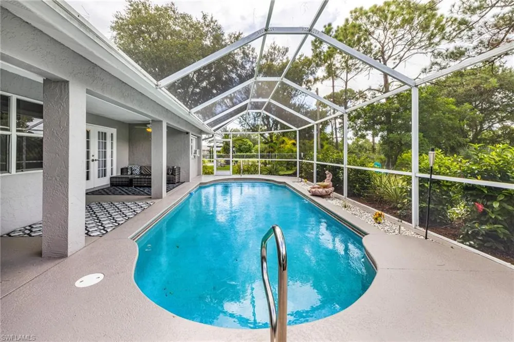 2203 NE 28th Street Cape Coral, FL 33909