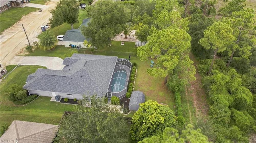 2203 NE 28th Street Cape Coral, FL 33909