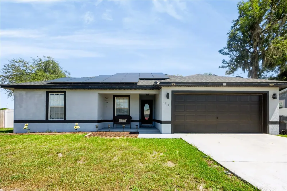 124 PIERCE STREET Lake Wales, FL 33859