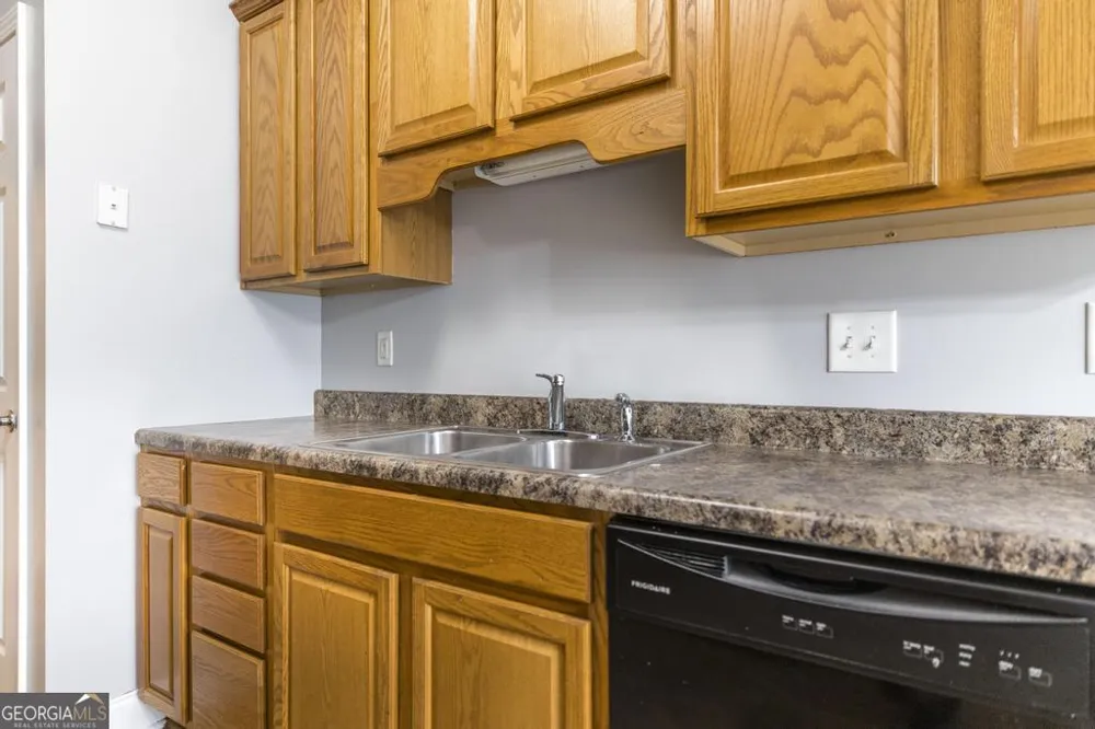 219 Knights BRG Warner Robins, GA 31093