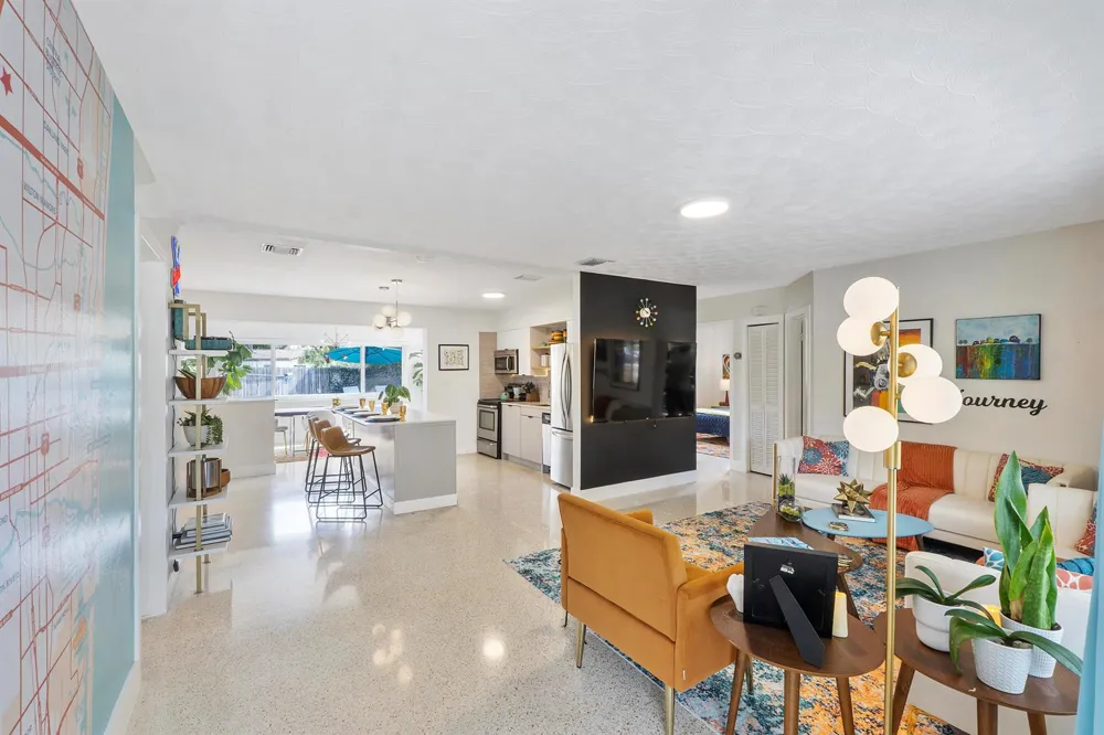 3557 LLOYD DRIVE Oakland Park, FL 33309