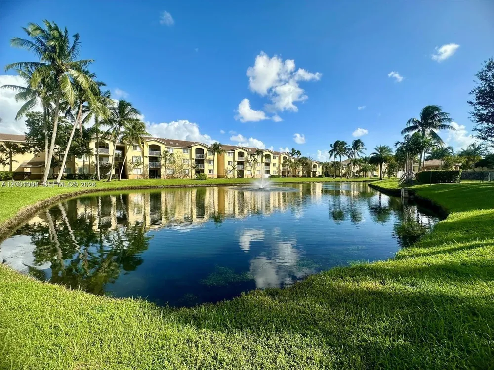 2620 S University Dr #105 Davie, FL 33328