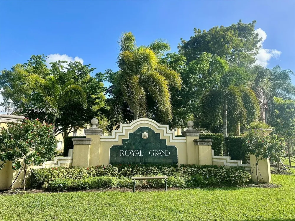 2620 S University Dr #105 Davie, FL 33328