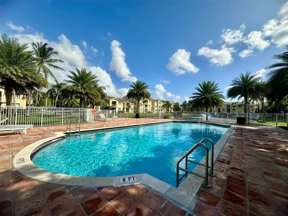 2620 S University Dr #105 Davie, FL 33328