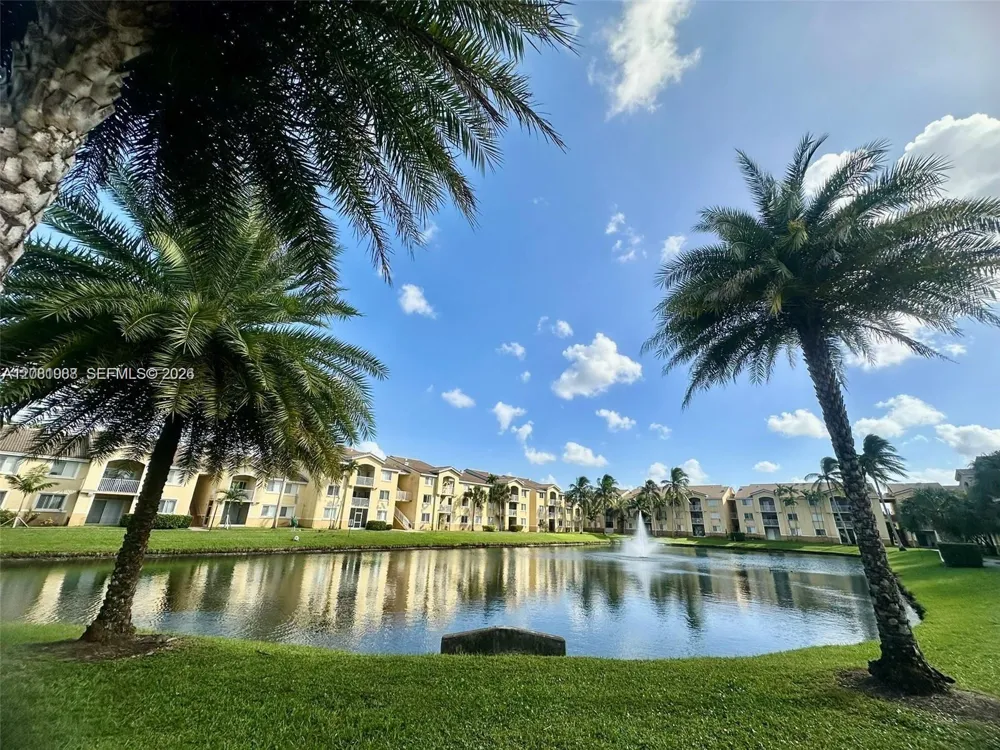 2620 S University Dr #105 Davie, FL 33328