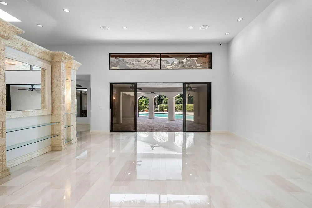 17595 Bocaire Place Boca Raton, FL 33487