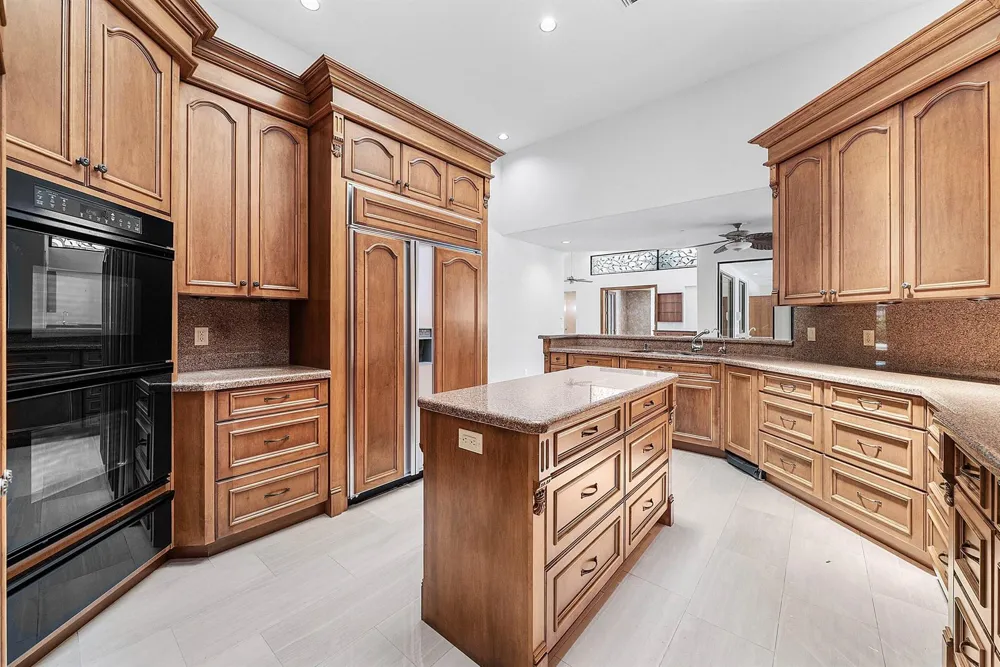 17595 Bocaire Place Boca Raton, FL 33487