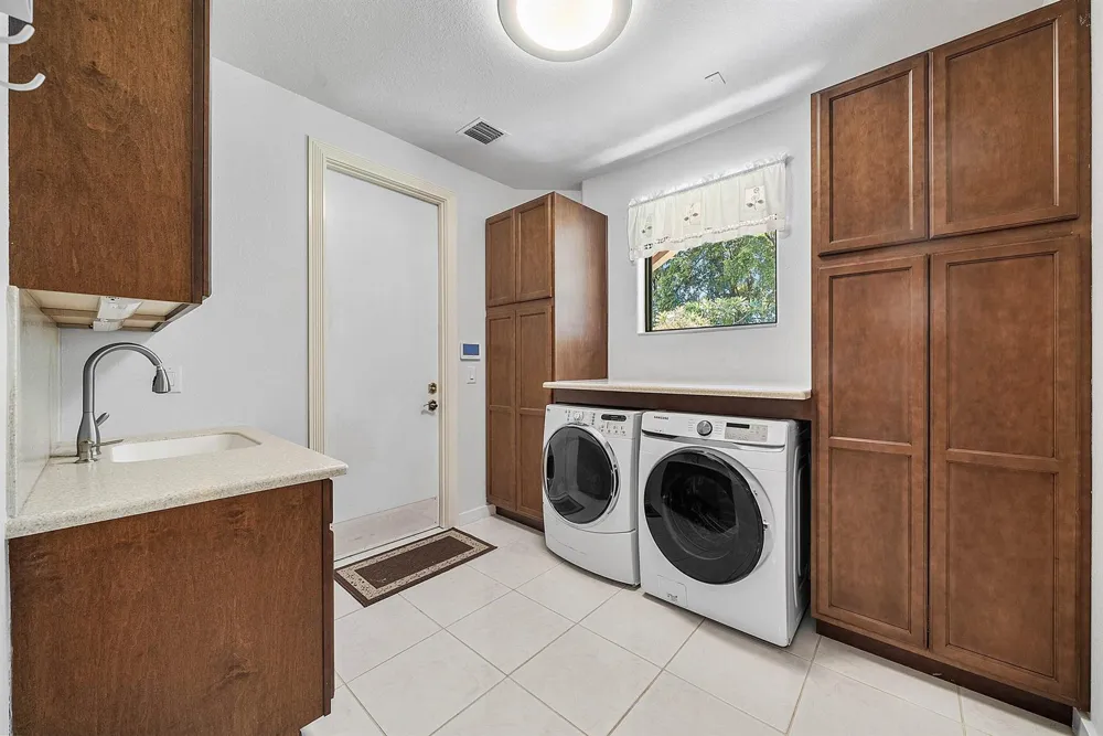 17595 Bocaire Place Boca Raton, FL 33487
