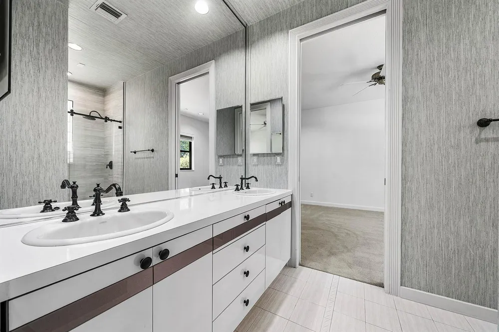 17595 Bocaire Place Boca Raton, FL 33487