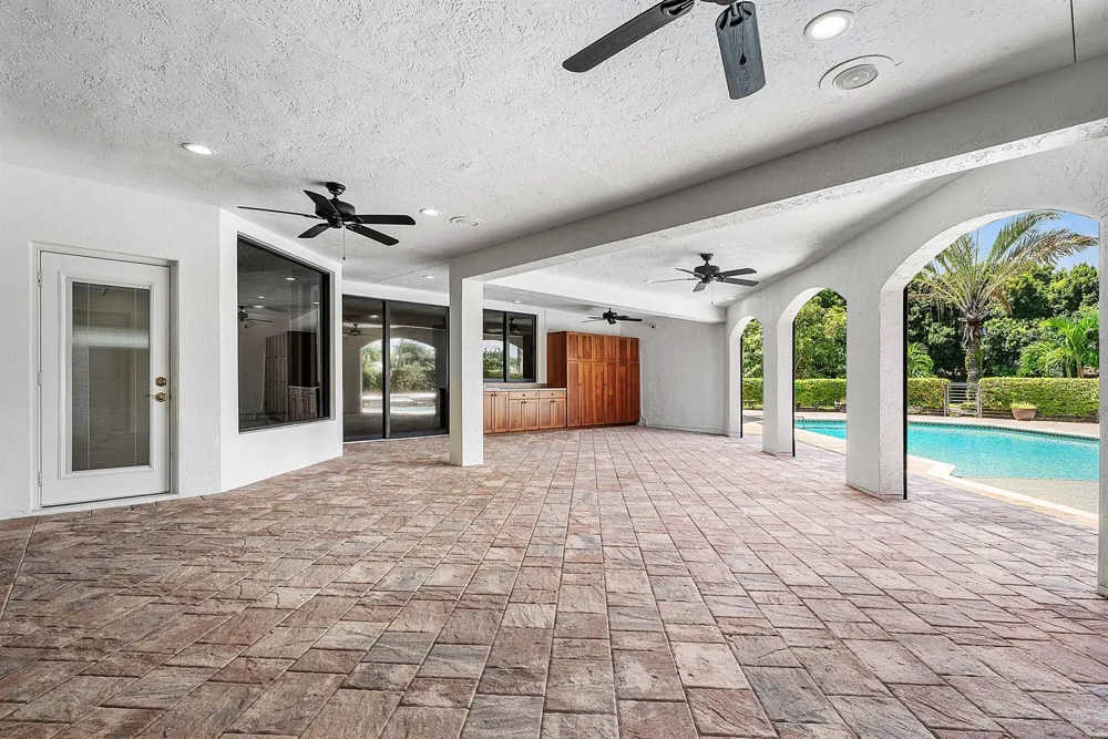 17595 Bocaire Place Boca Raton, FL 33487