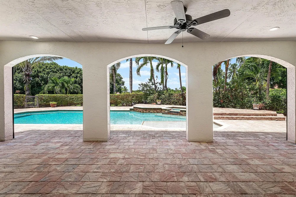 17595 Bocaire Place Boca Raton, FL 33487