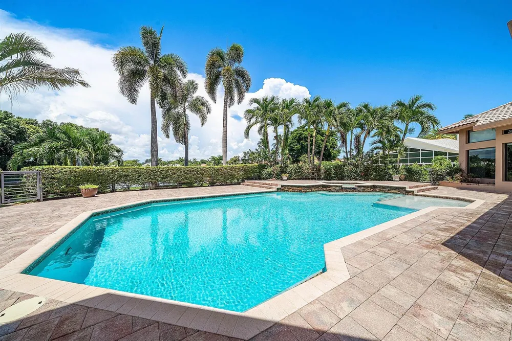 17595 Bocaire Place Boca Raton, FL 33487