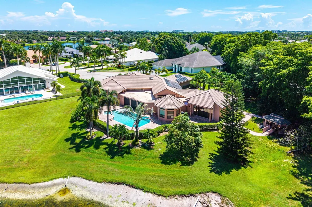 17595 Bocaire Place Boca Raton, FL 33487