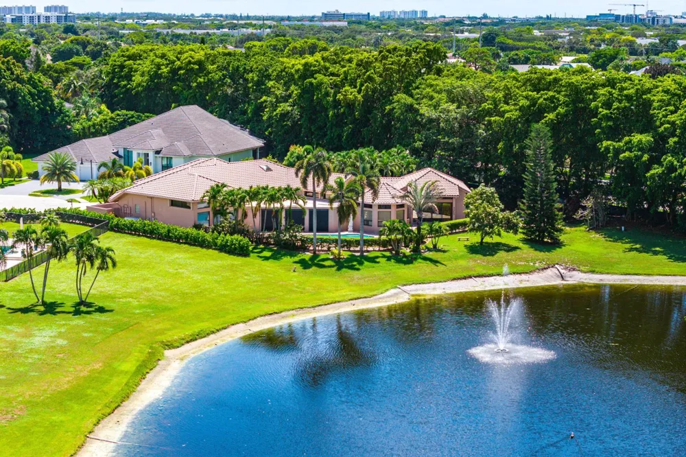 17595 Bocaire Place Boca Raton, FL 33487