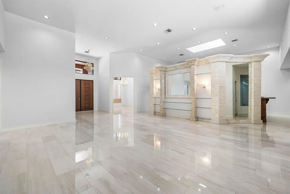 17595 Bocaire Place Boca Raton, FL 33487