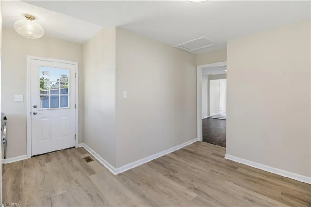 1702 Walford Street Lexington, NC 27292
