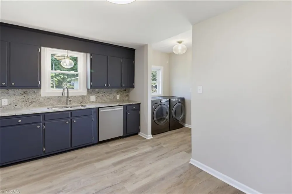 1702 Walford Street Lexington, NC 27292