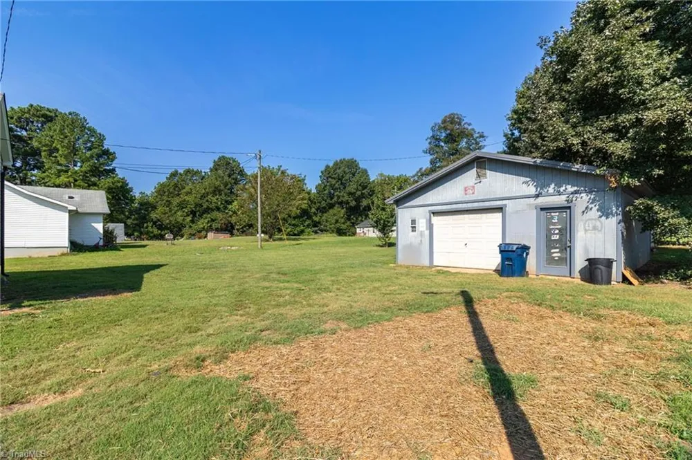 1702 Walford Street Lexington, NC 27292