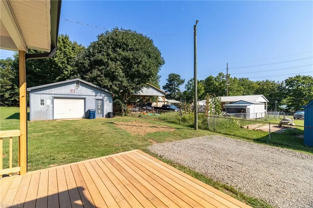 1702 Walford Street Lexington, NC 27292
