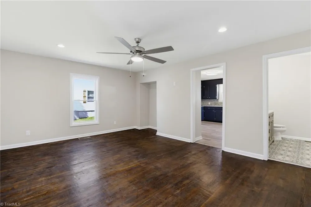1702 Walford Street Lexington, NC 27292