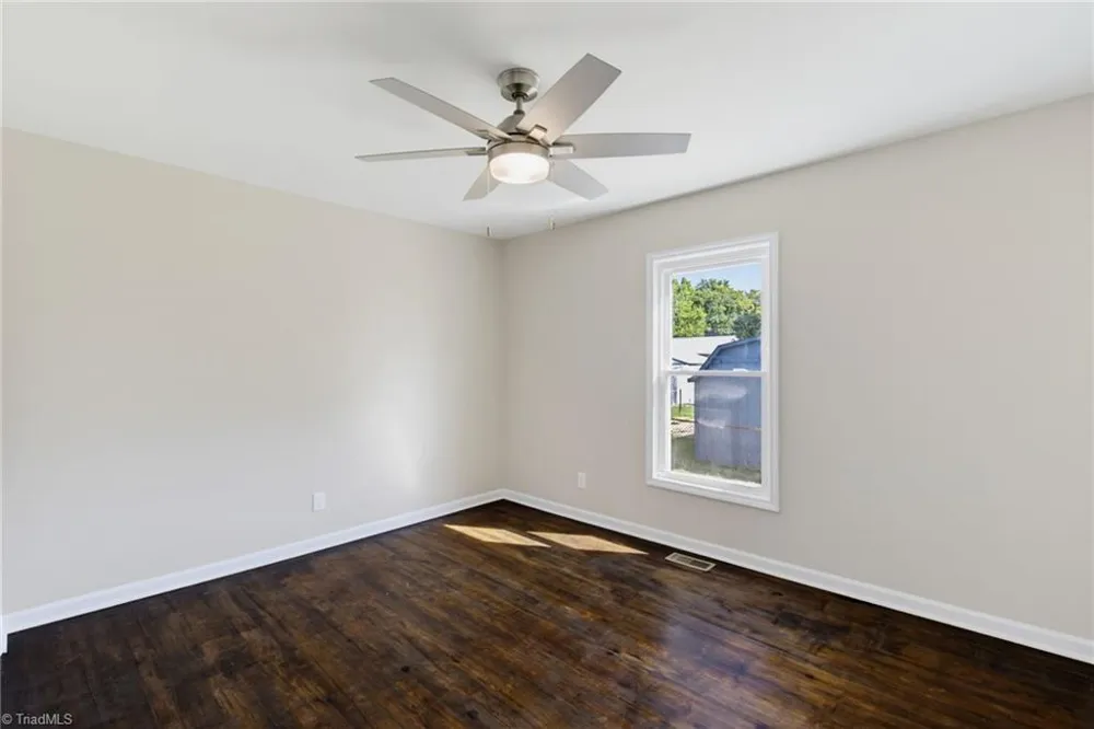 1702 Walford Street Lexington, NC 27292